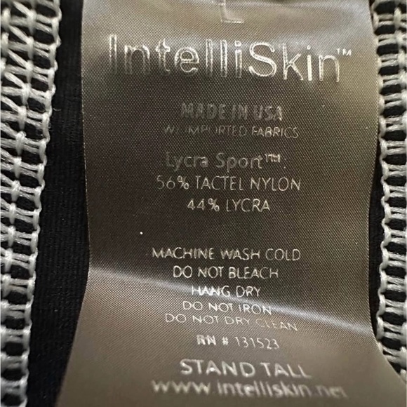 Women’s IntelliSkin Black and Gray Compression Shirt Size Large - Picture 3 of 3